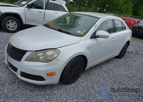 2011 Suzuki Kizashi S from USA, damaged, VIN JS2RF9A17B6110406